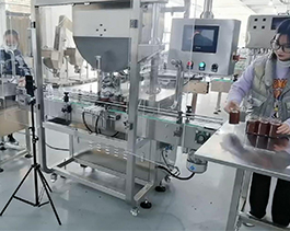 2021款醬料極速灌裝機(jī)，挑戰(zhàn)多頭醬料灌裝系統(tǒng)100天